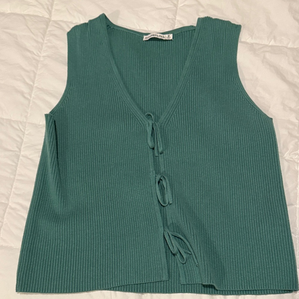Green Knit Sleeveless Blouse